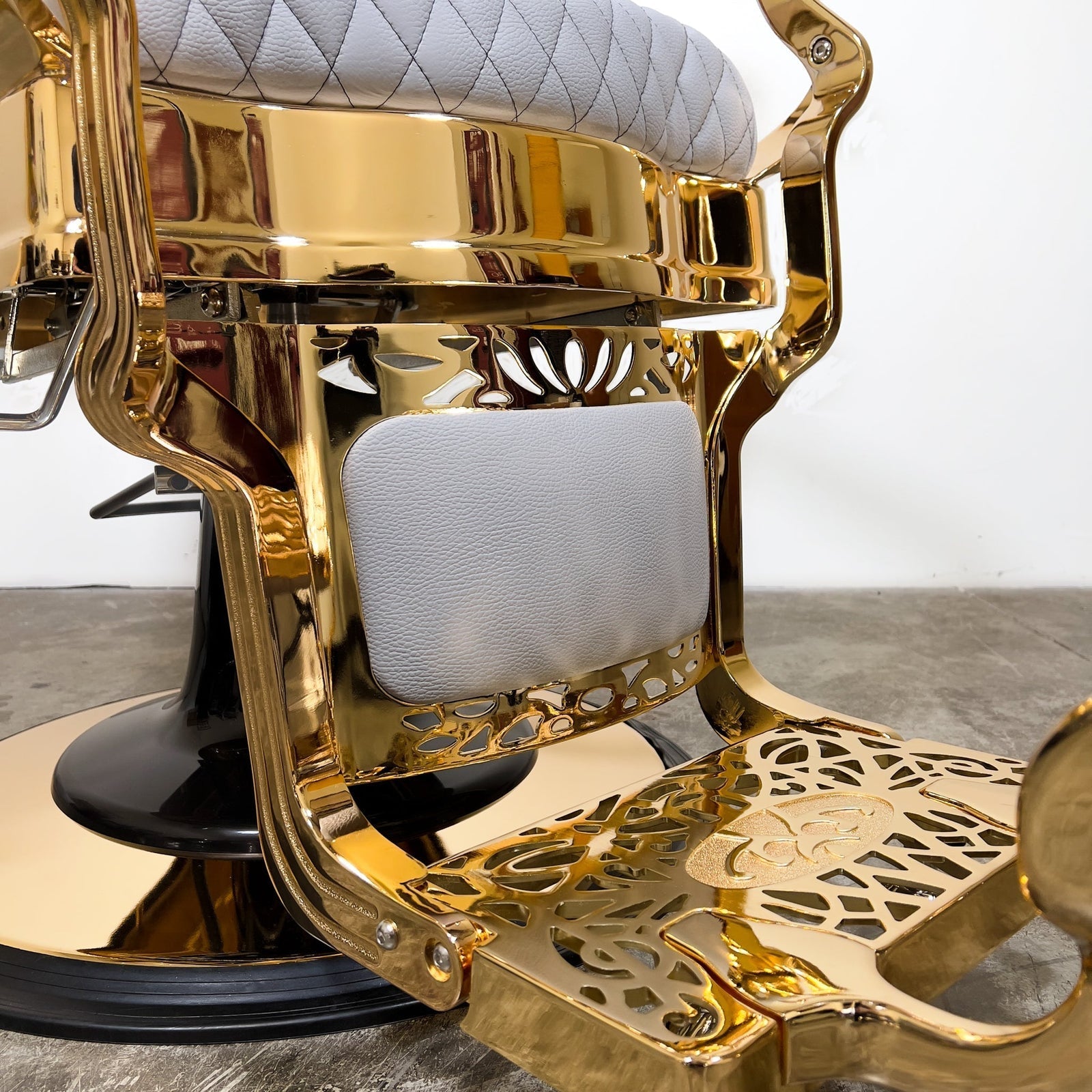 Truman Gold reclined